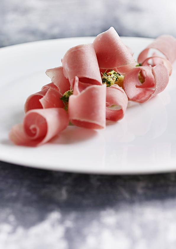 ronny-emborg-frozen-veal-with-egg-yolk-cream